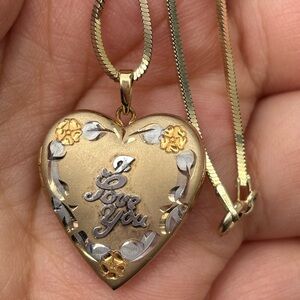 Vintage 14K Gold Filled Heart Locket Floral “I Love You”